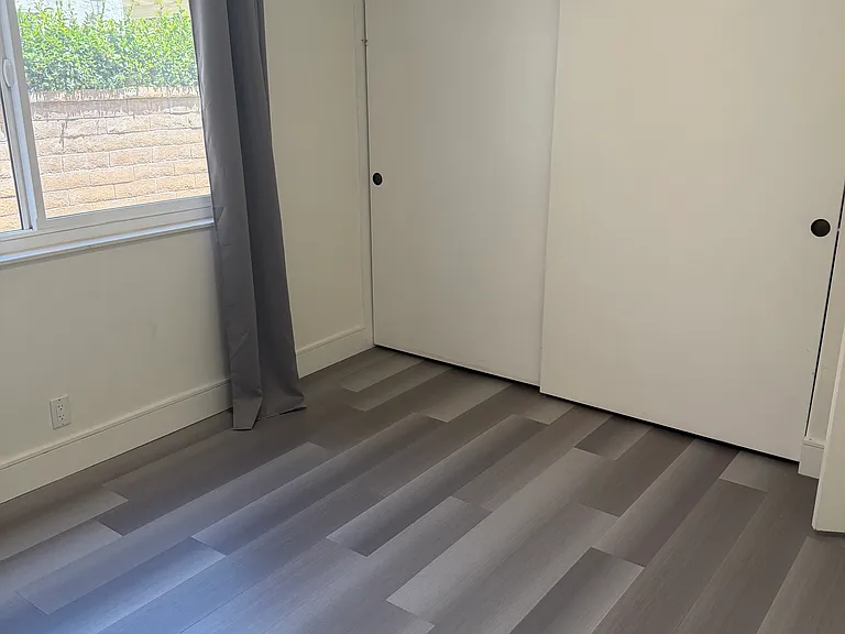 24561 Tonia Ave — Photo 15
