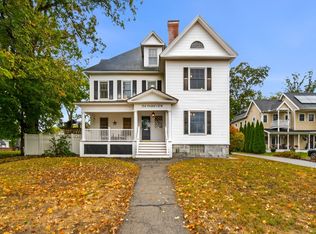 154 Parkview Ave, Lowell, MA 01852