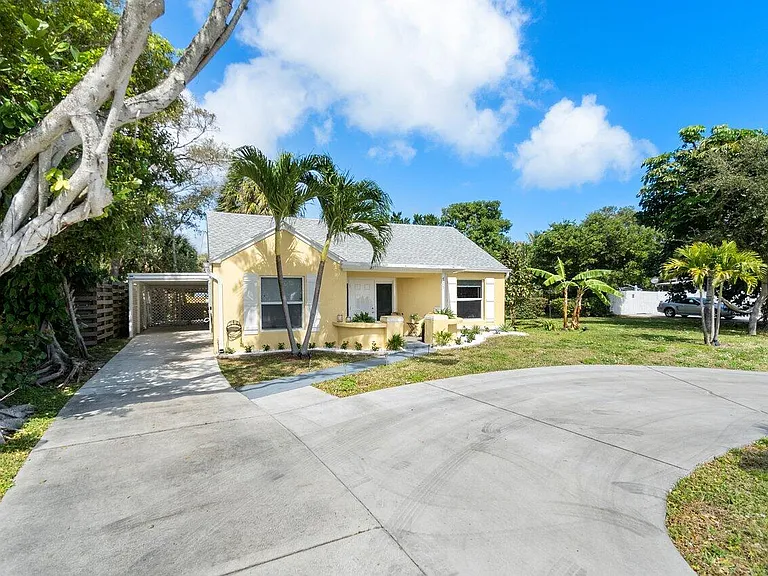 727 S Lake Dr — Photo 39