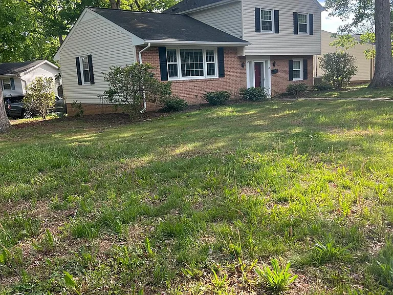 521 Laurel Ave — Photo 1