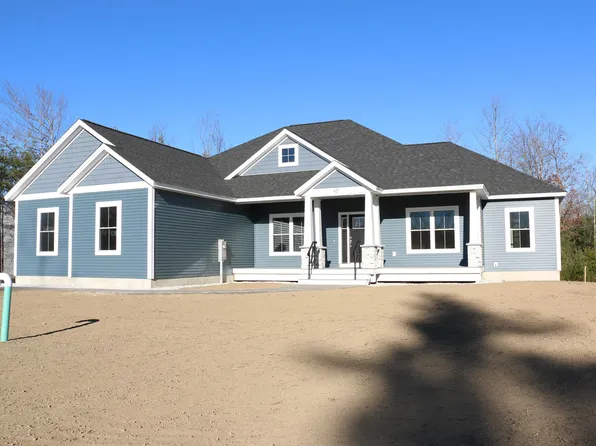 451 Blane Circle #24, Pembroke, NH 03275