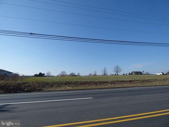 3rd image of 2540 Cape Horn Rd