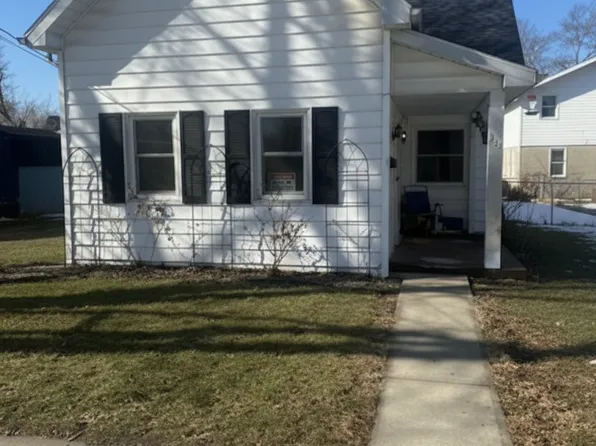 313 N Mill St, Fairmount, IN 46928