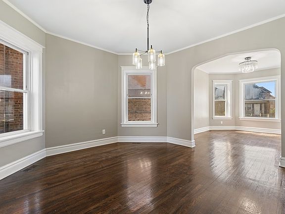 3rd image of 1029 N Menard Ave