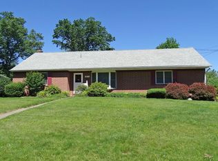51 E Reliance Rd, Telford, PA 18969