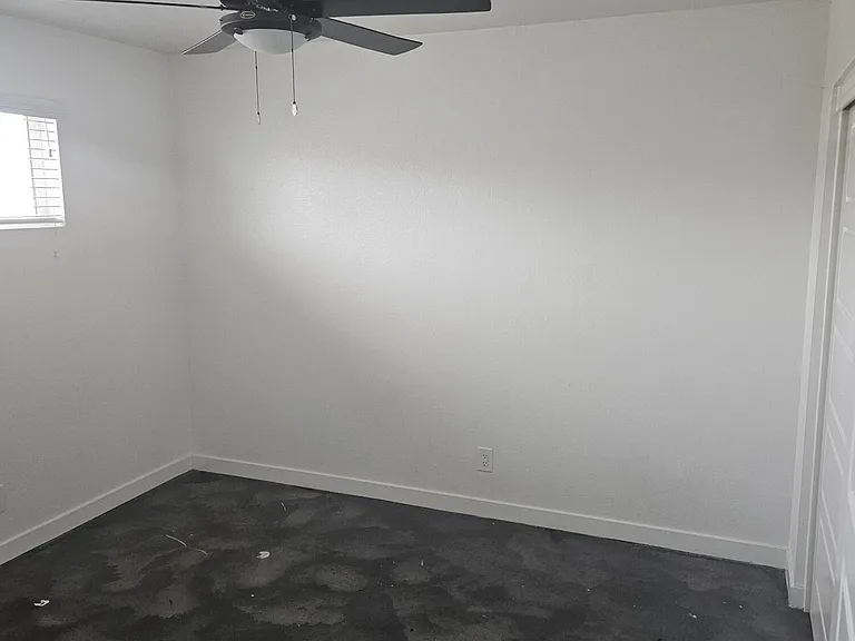 2108 E Fairmount Ave #19A — Photo 10
