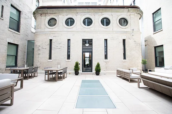 Rented by DelShah Capital LLC | media 11