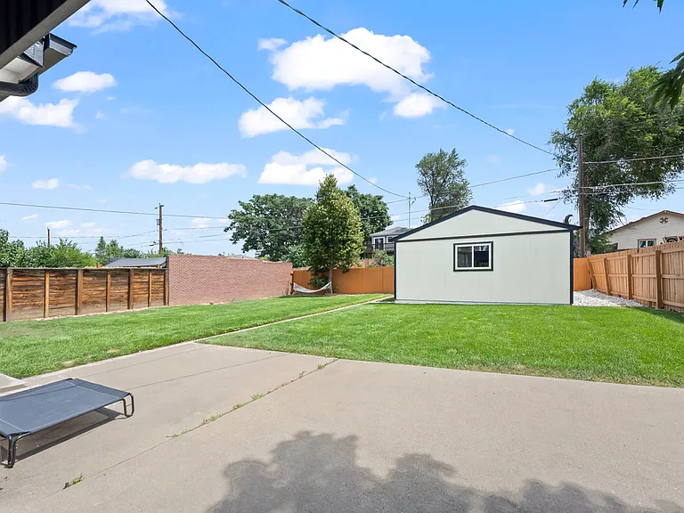 3240 Oneida St — Photo 28