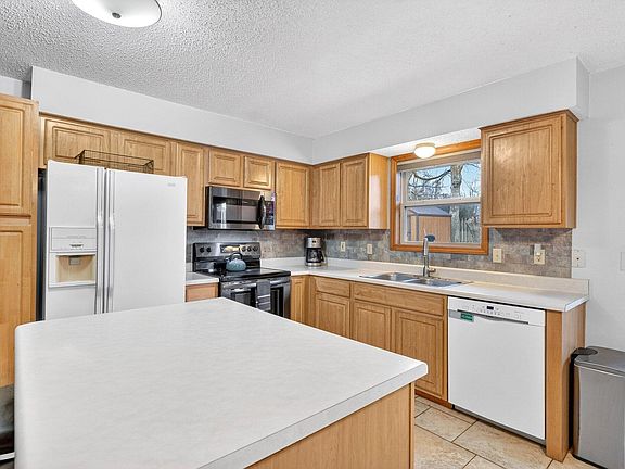 5th image of 4607 S Talon Court