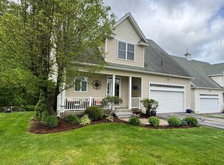 44 Tansy Ave, Stratham, NH 03885
