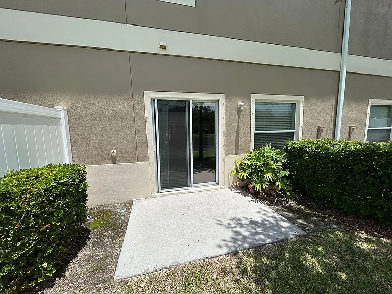 2700 Revolution St #103 — Photo 72