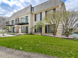 3000 Lakewood Dr #1101, Hermitage, PA 16148