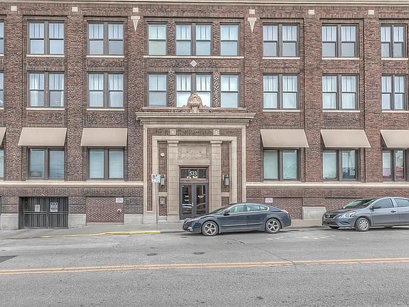 3rd image of 523 Grand Blvd APT 3E