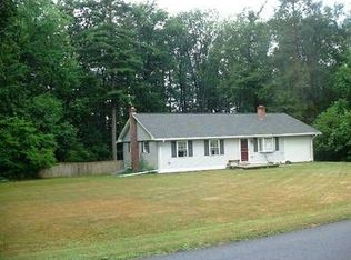 379 Birds Hill Rd, Pine Grove, PA 17963