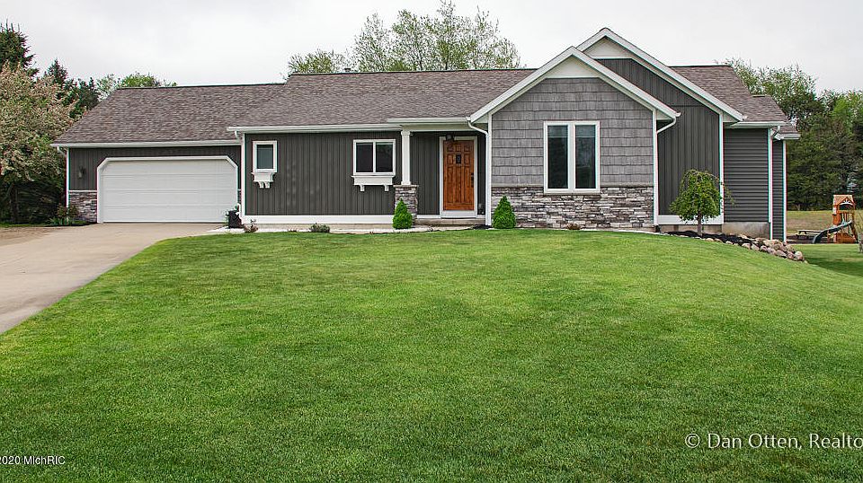 1st image of 1697 Leisure Ct