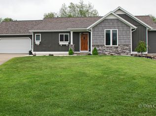 1697 Leisure Ct, Dorr, MI 49323