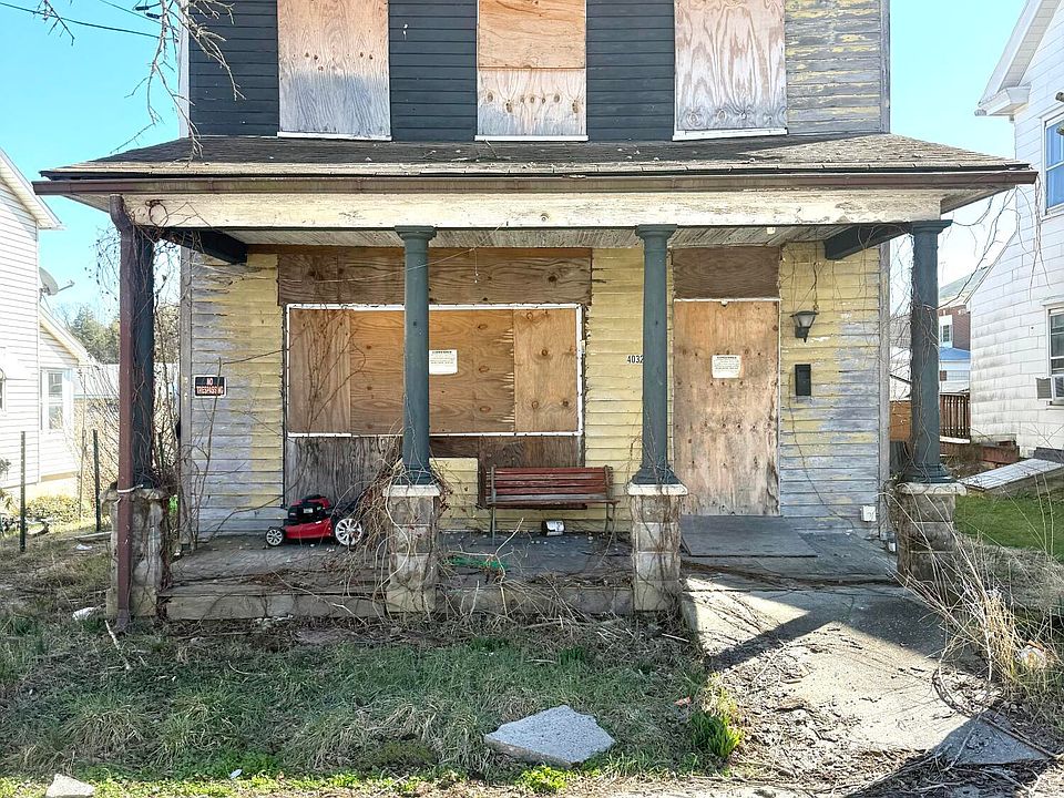 2nd image of 4032 Main St