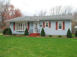 3490 Birchard Dr, Fairview, PA 16415
