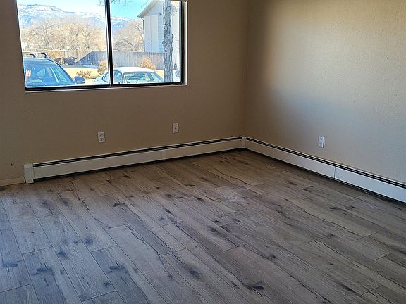 4th image of 529 Coronado Ct