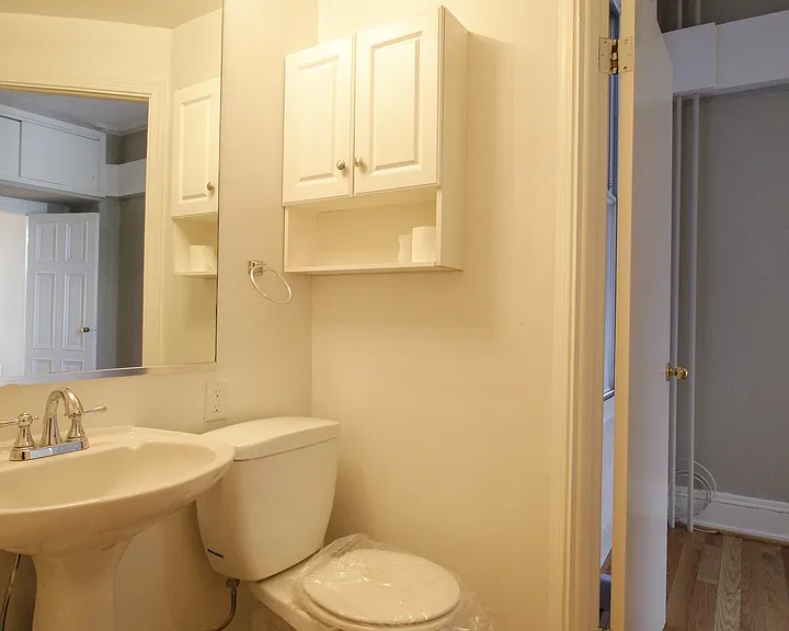 1925 Spring Garden St #1925-2F — Photo 12