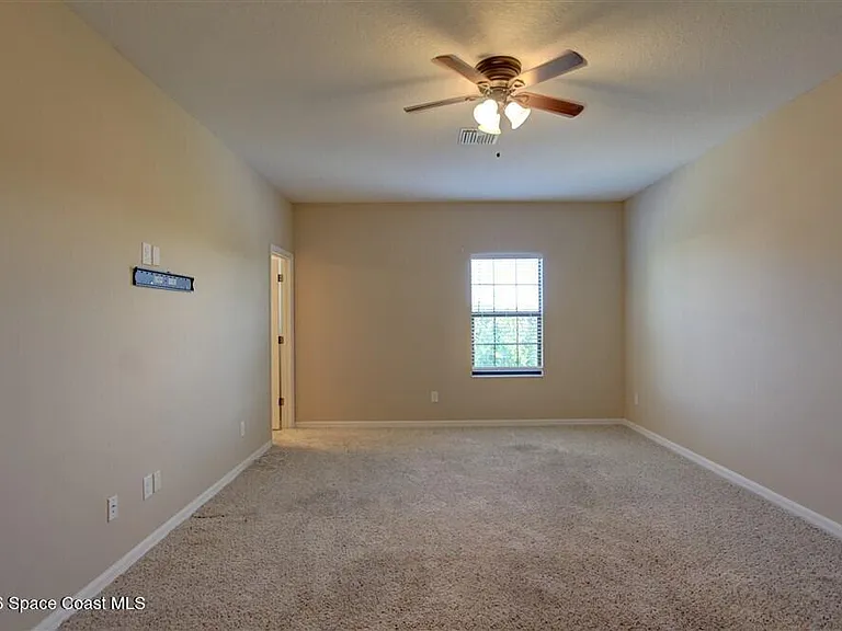 8810 Napolo Dr — Photo 35