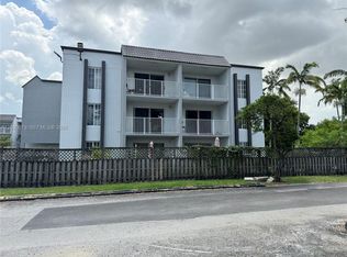 5201 Geneva Way APT 308, Doral, FL 33166