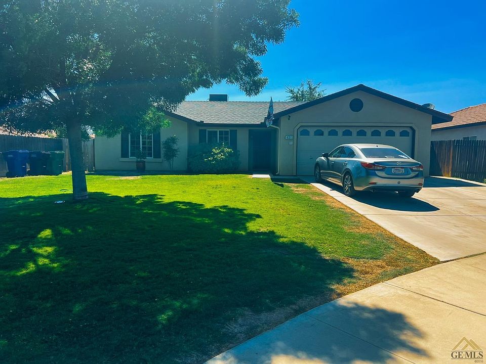 2nd image of 401 Santa Maria Way