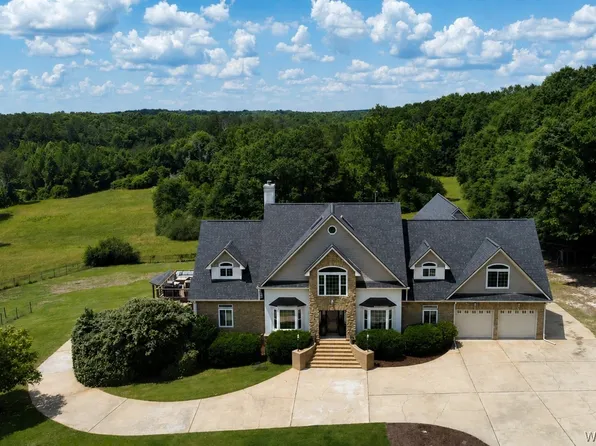 224 Countryside Dr, Troy, AL 36079