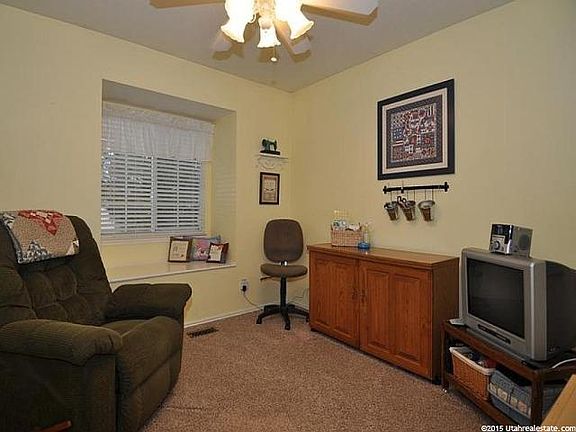 3rd image of 12731 S Sandviken Cir