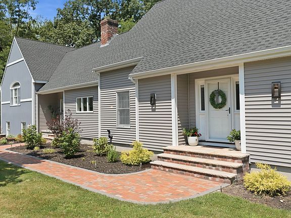 2nd image of 30 Anne Rd