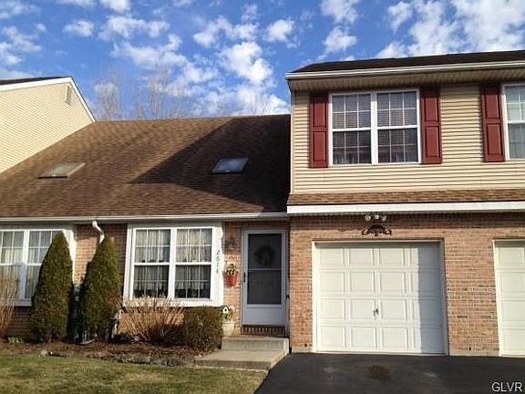 2nd image of 2614 Anthony Ct
