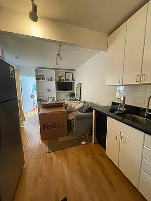 Rented by The Downtown LLC | media 18