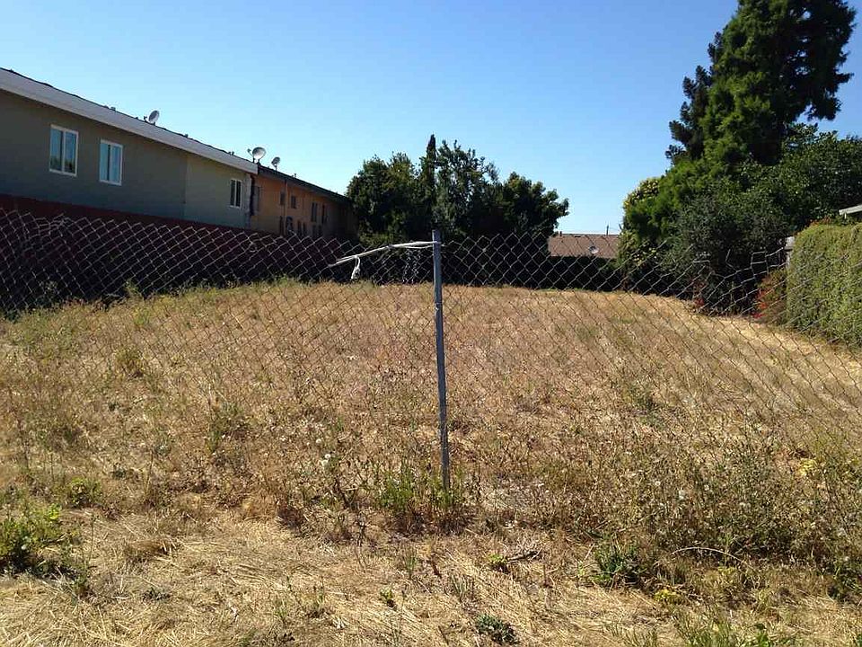 1st image of 1505 167th Ave