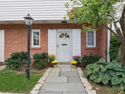 730 Oak St, Winnetka, IL, 60093