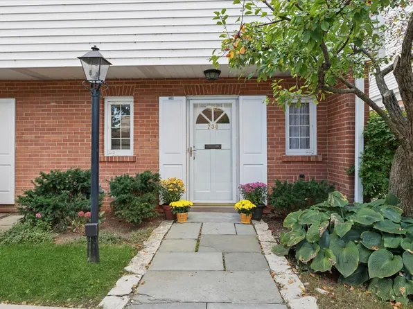 730 Oak St, Winnetka, IL 60093