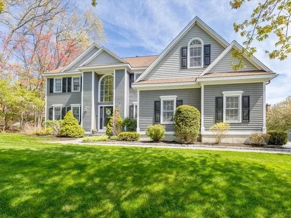 5 Eagles Nest Rd, Westford, MA 01886