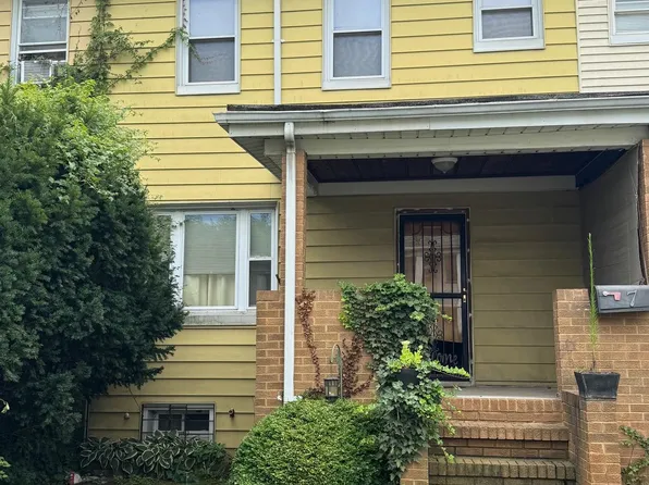 7 Talbott St, Brooklyn, MD 21225
