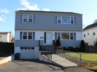 105 Adelphi Ave, Harrison, NY 10528