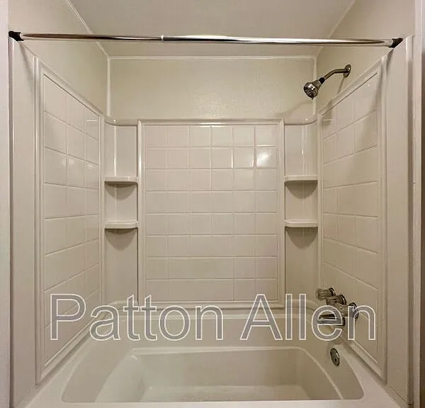 1 Middlemont Ave — Photo 14