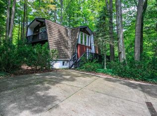 10767 Mulberry Rd, Chardon, OH 44024