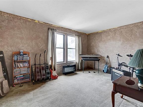 4th image of 5564 Cobblegate Dr