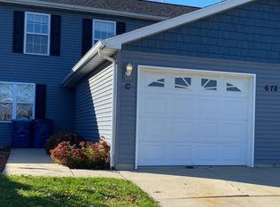 678 Dearborn Rd #C, Valparaiso, IN 46385