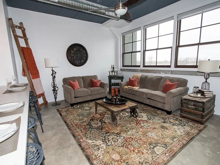206 North Ave #402 — Photo 1
