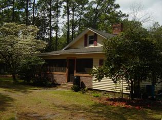 155 S Cherry St, Pinebluff, NC 28373
