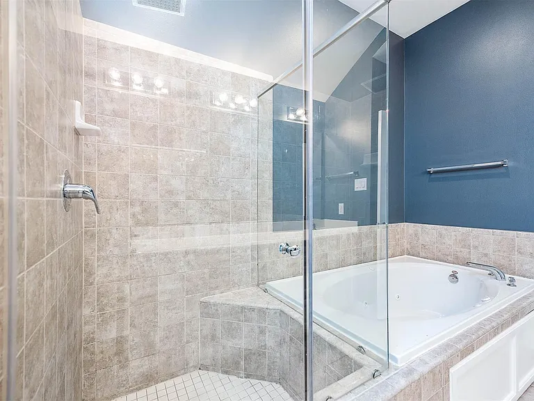 7650 Springhill St #704 — Photo 20