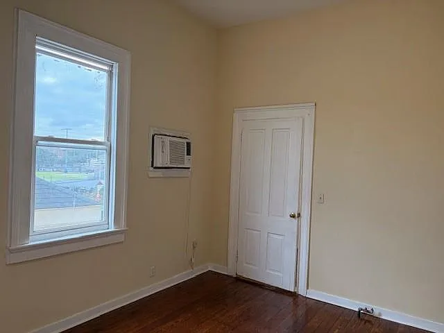 216 N Salcedo St — Photo 12