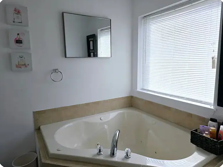6365 Ventnor Dr — Photo 18