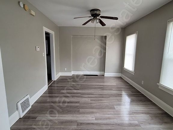 3rd image of 1316 W Delaware Ave