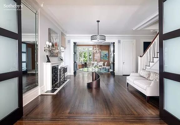 3rd image of 830 Park Ave #4/5C