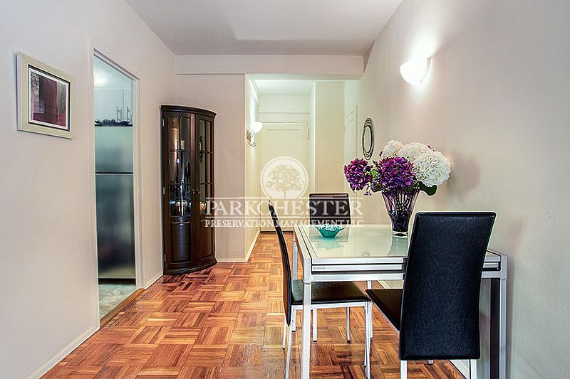 2nd image of 2140 E Tremont Ave APT 4G
